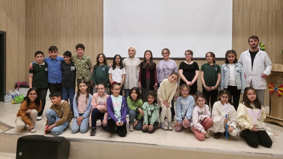 Bitlis Ahmet Eren BİLSEM’de Sanat Dolu Bir Gün: Drama Atölyesi Öğrencilerimizden Unutulmaz Gösteri!